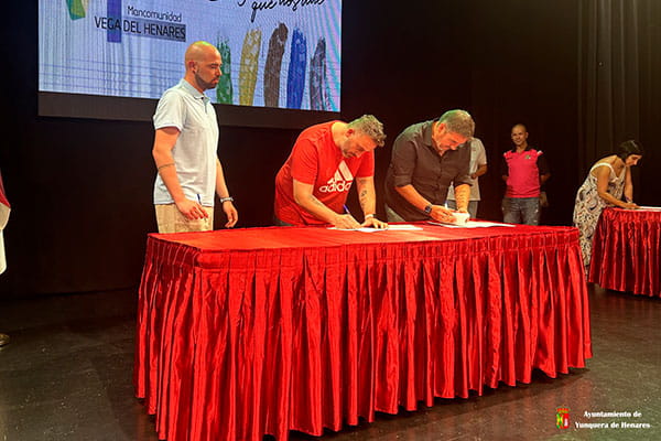 Firma de patrocionios y convenio