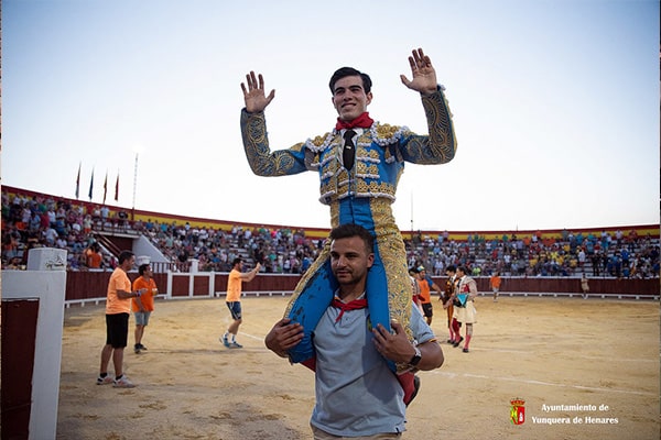 Cid de María, profeta en su tierra con la novillada de La Bajada