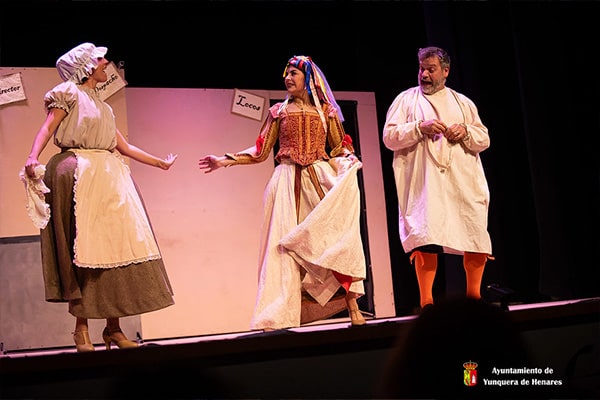 Tarde de teatro con Los locos de Valencia