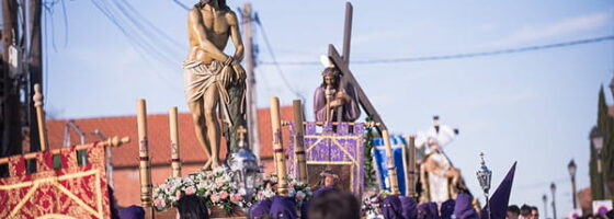 Numerosa participación de fieles en la procesión de los “Pasos” en Yunquera de Henares