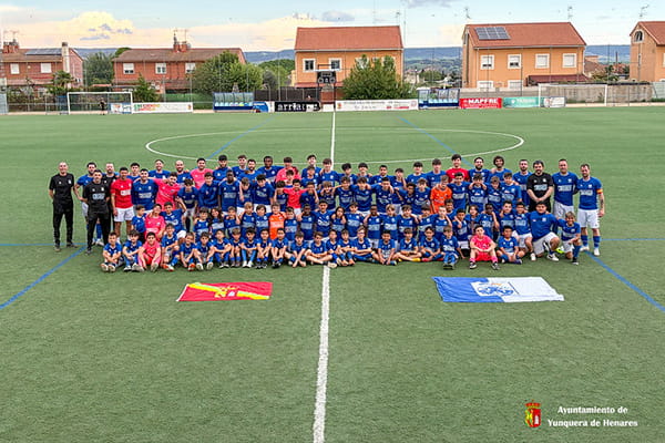 El CD Yunquera presenta sus escuelas deportivas en una tarde de convivencia y hermandad