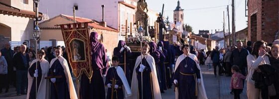 Traslado Procesional de los Pasos en la Semana Santa de Yunquera