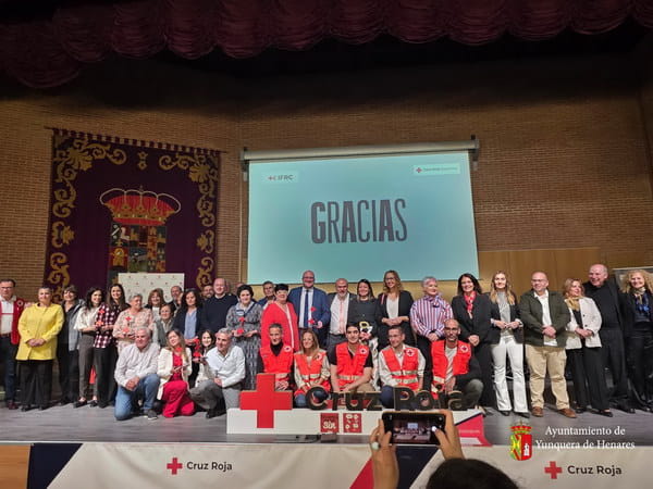El IES Clara Campoamor de Yunquera de Henares recibe un reconocimiento de Cruz Roja Guadalajara por su compromiso social