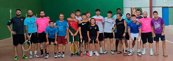 Yunquera reúne a 12 parejas en el II Torneo Interpueblos de Frontenis