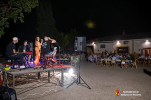La música flamenca trajo ambiente y diversión a las noches de Yunquera