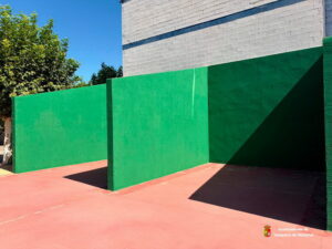 El Ayuntamiento de Yunquera continúa con la limpieza de pintadas y grafitis en diferentes espacios del municipio