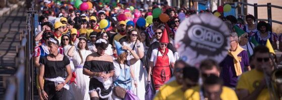 Las peñas con sus disfraces protagonistas de la novillada sin picadores