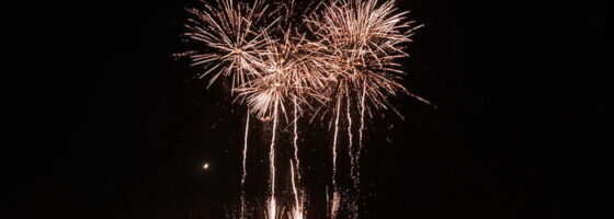 Los fuegos artificiales ponen el broche final a las Fiestas en honor a la Virgen de la Granja 2026