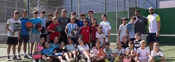Éxito de participación en el torneo de pádel infantil