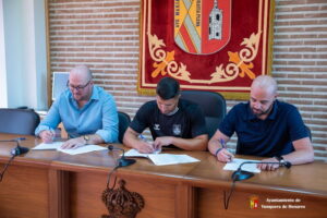 El Ayuntamiento renueva su compromiso con el deporte local mediante los convenios 2026